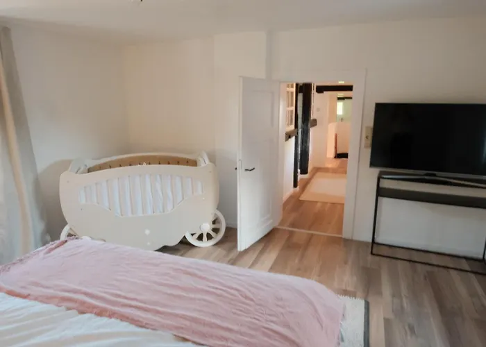 Fachwerklust In Der Eifel 梅谢尼希